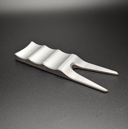 Divot Tool